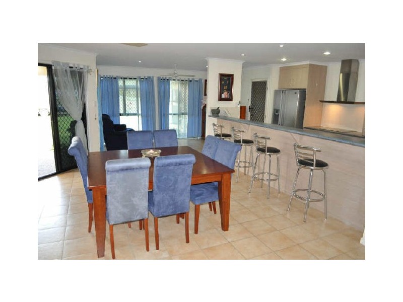 23 Billabong Drive, Glen Eden QLD 4680