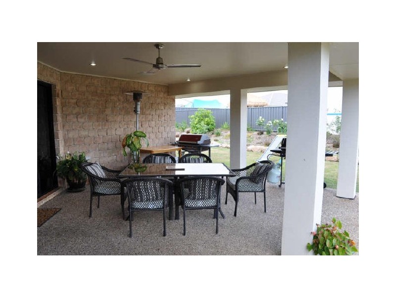 23 Billabong Drive, Glen Eden QLD 4680