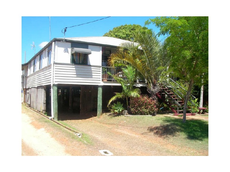 11 Glenlyon Street, Gladstone QLD 4680
