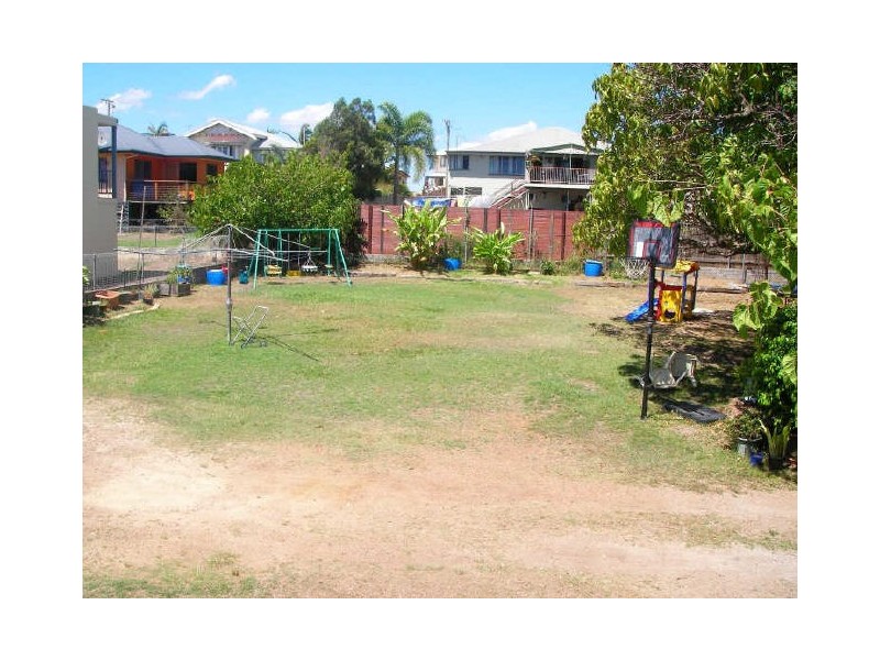 11 Glenlyon Street, Gladstone QLD 4680