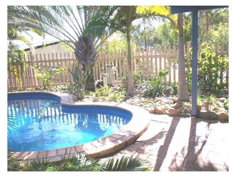 21 WILGA STREET, Gladstone QLD 4680