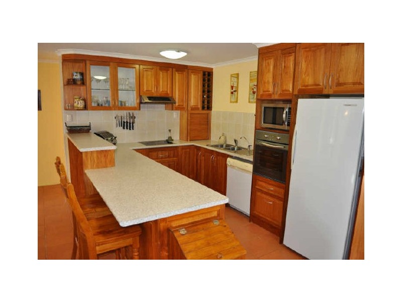 6 Deborah Street, Glen Eden, Gladstone QLD 4680