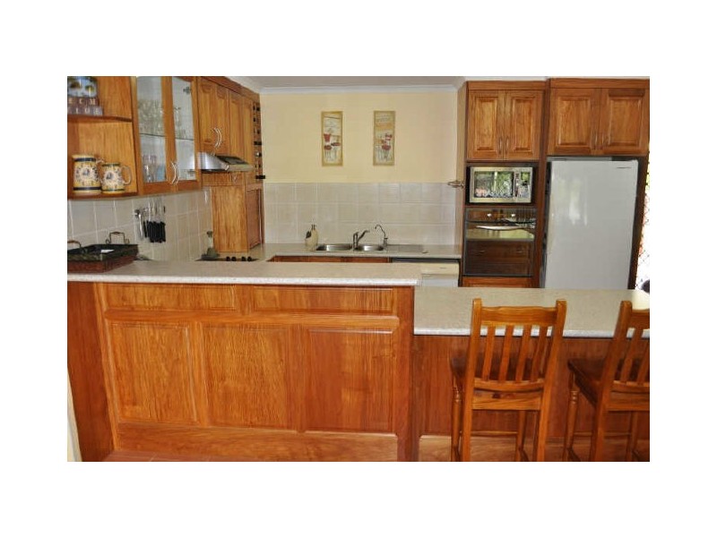 6 Deborah Street, Glen Eden, Gladstone QLD 4680