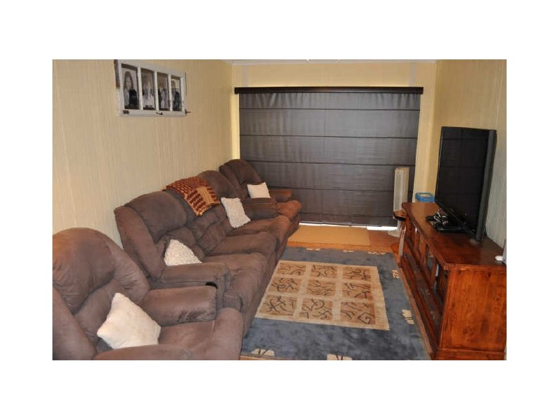 6 Deborah Street, Glen Eden, Gladstone QLD 4680