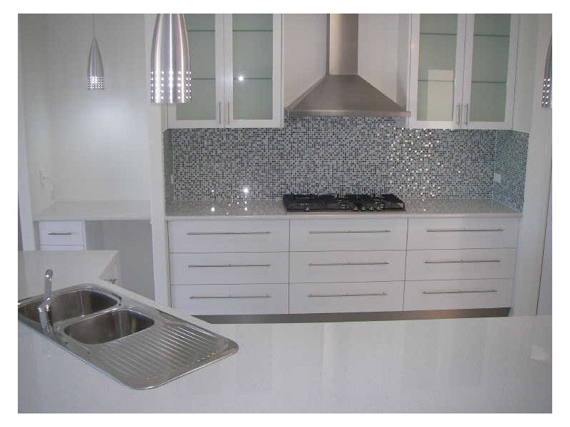 17 Leslie Street, Clinton QLD 4680