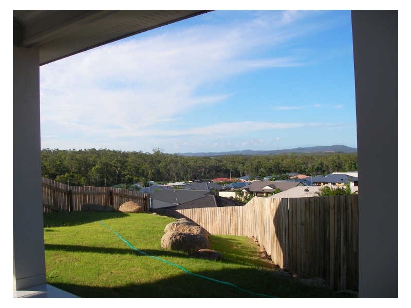 17 Leslie Street, Clinton QLD 4680