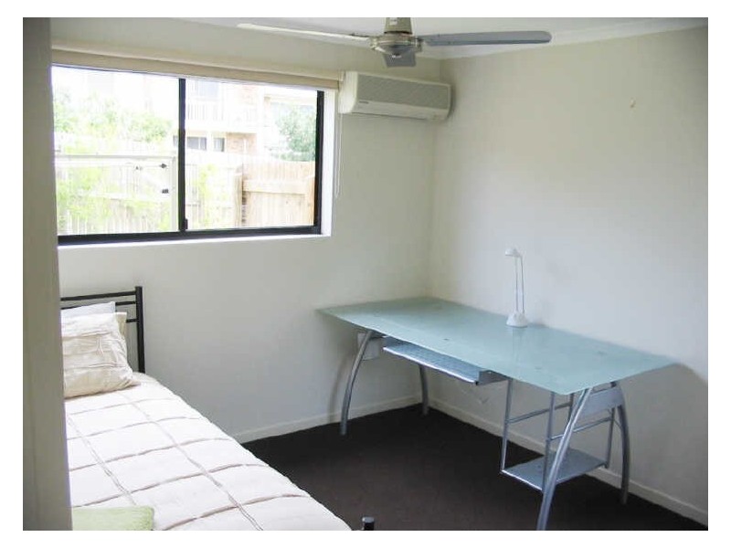Unit 2/34 Marten Street, South Gladstone QLD 4680