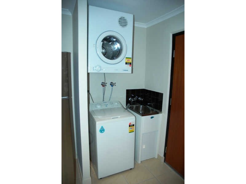 Unit 2/34 Marten Street, South Gladstone QLD 4680