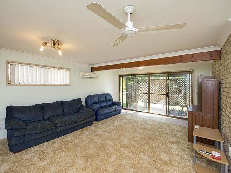 12 Pluto Street, Telina QLD 4680
