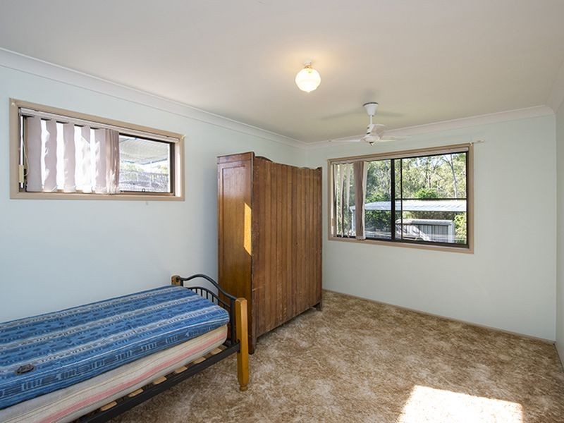 12 Pluto Street, Telina QLD 4680