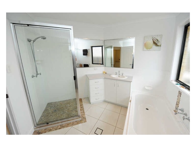 5 Beezley Street, Glen Eden QLD 4680