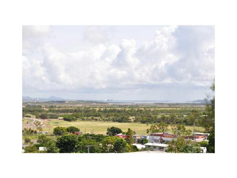 12 Coolongolook Close, West Gladstone QLD 4680