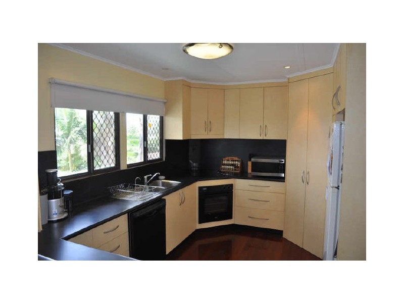 12 Coolongolook Close, West Gladstone QLD 4680