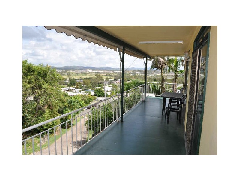 12 Coolongolook Close, West Gladstone QLD 4680