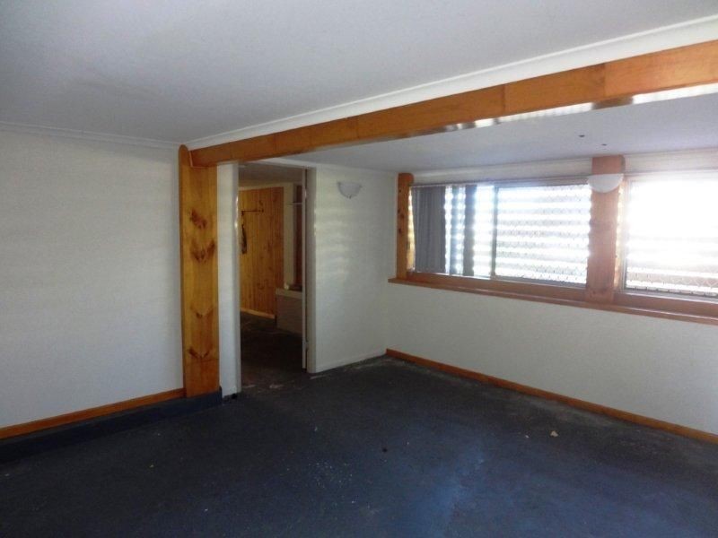 8 Mcdonald Street, Clinton QLD 4680