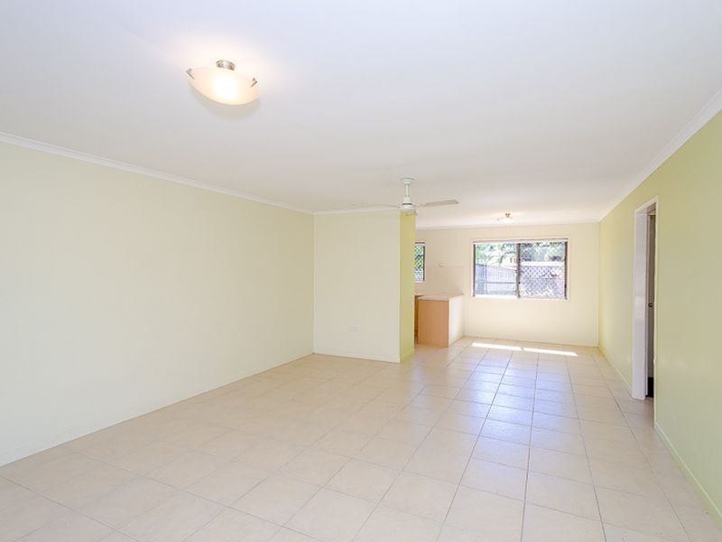 Unit 1/2 Apollo Drive, Clinton QLD 4680