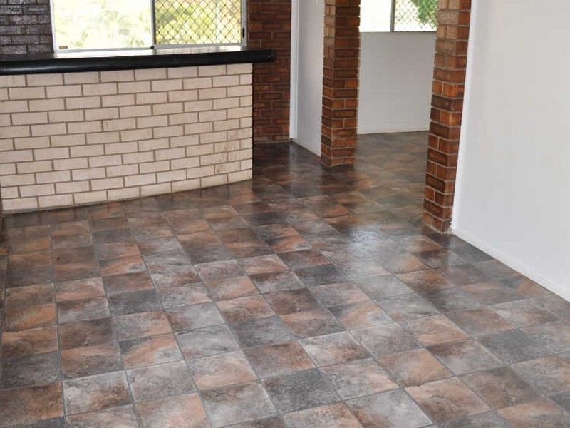 3 Cook Street, West Gladstone QLD 4680