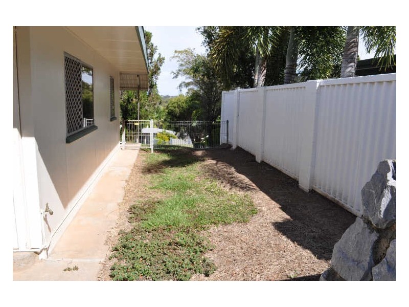 3 Cook Street, West Gladstone QLD 4680