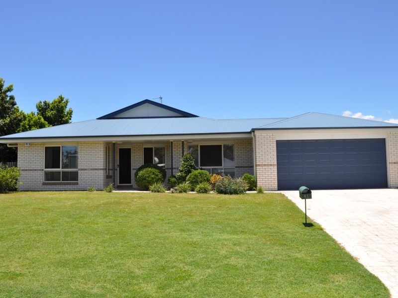 41 Col Brown Avenue, Clinton QLD 4680