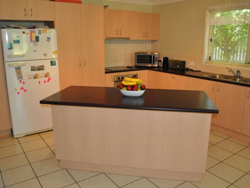 41 Col Brown Avenue, Clinton QLD 4680