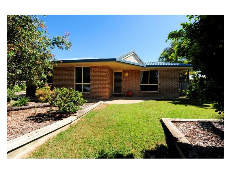 6 Walker Street, Clinton QLD 4680