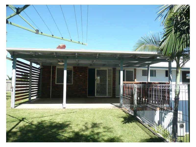 33 Gretel Drive, Clinton QLD 4680