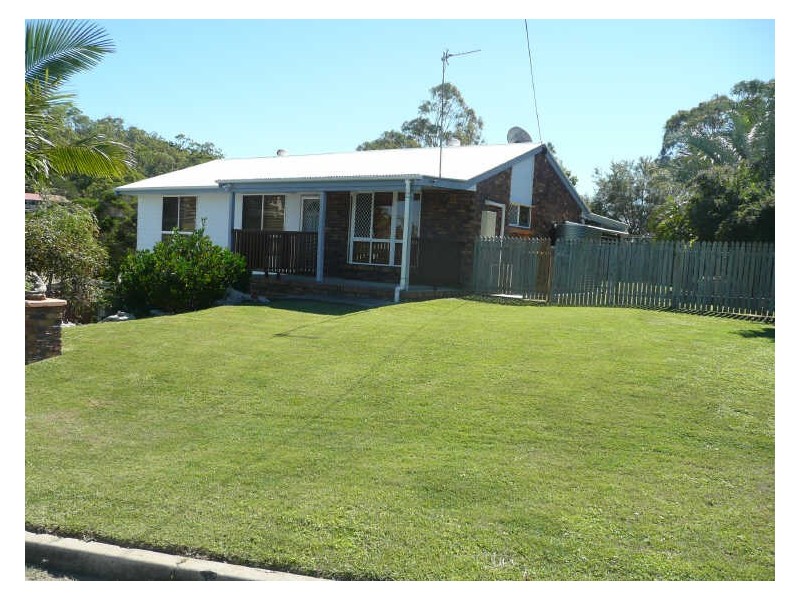 33 Gretel Drive, Clinton QLD 4680