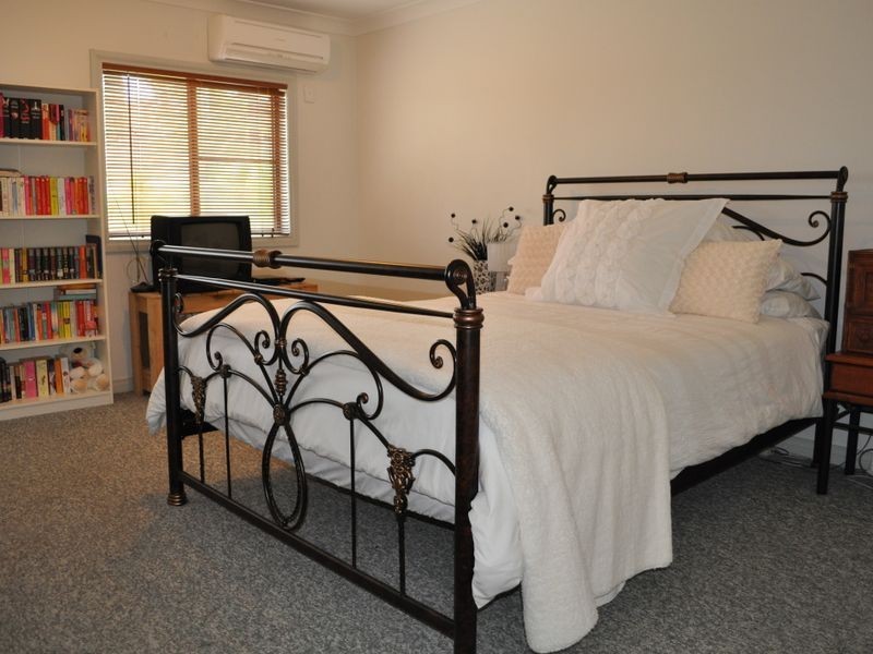 3/8 Nothling Street, New Auckland QLD 4680