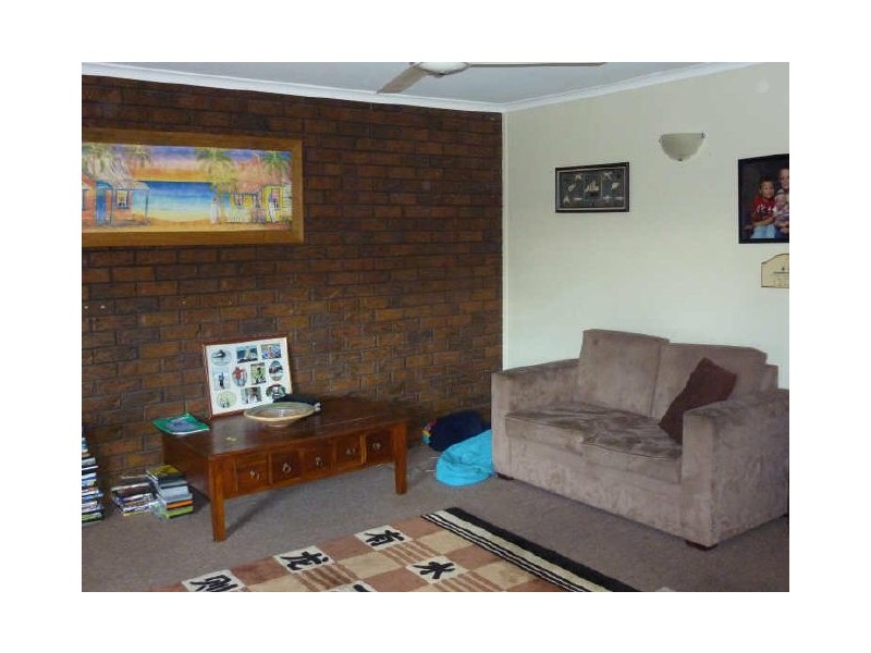 311 JHickey Avenue, Clinton QLD 4680