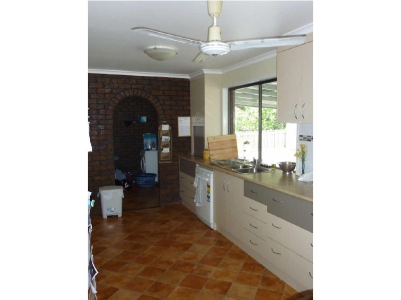 311 JHickey Avenue, Clinton QLD 4680