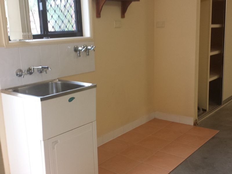 37 Alder Street, New Auckland QLD 4680