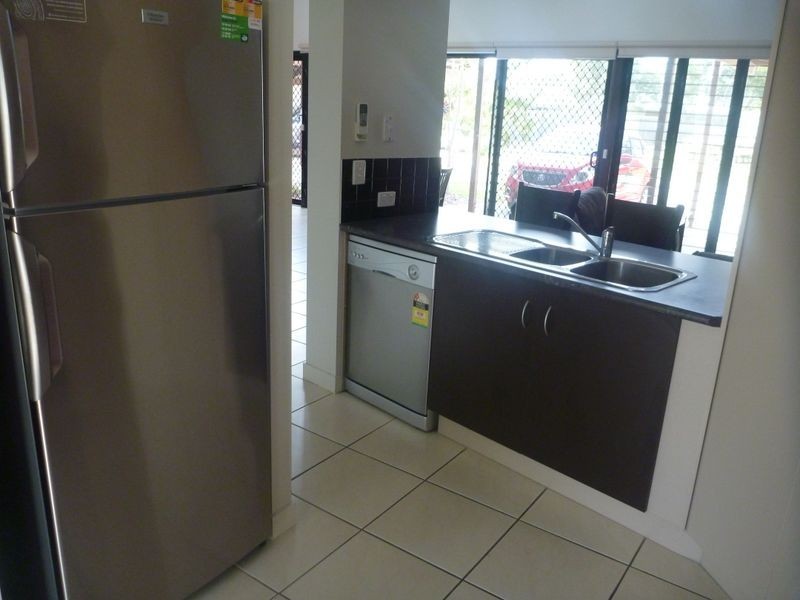 8/34 Marten Street, South Gladstone QLD 4680