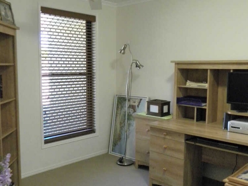 13 Leslie Street, Clinton QLD 4680