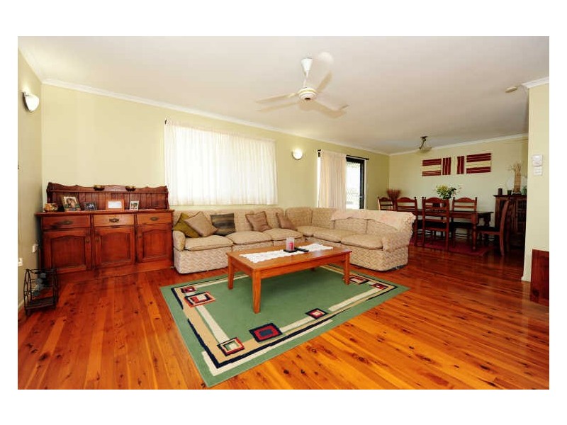 32 Gretel Drive, Barney Point QLD 4680