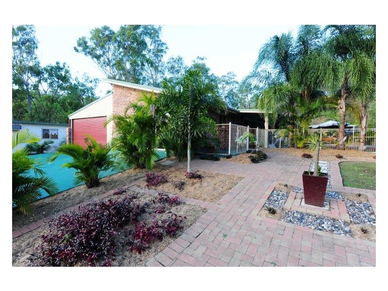 290 Haddock Drive, Kirkwood QLD 4680