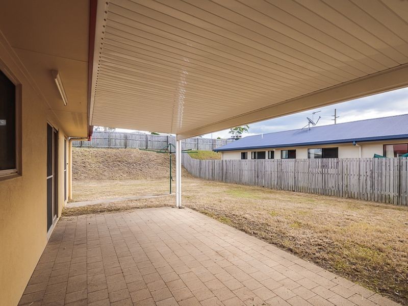 3 Saxonvale Court, New Auckland QLD 4680