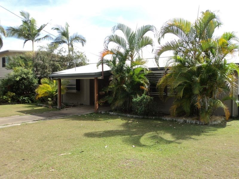 12 Salmon Street, Toolooa QLD 4680