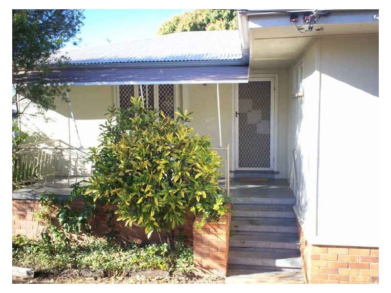 10 SCENERY STREET, Gladstone QLD 4680