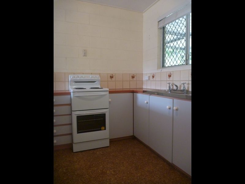 2/28 Campbell Street, Clinton QLD 4680