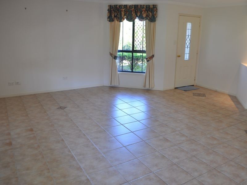 7 Cania Way, Gladstone QLD 4680