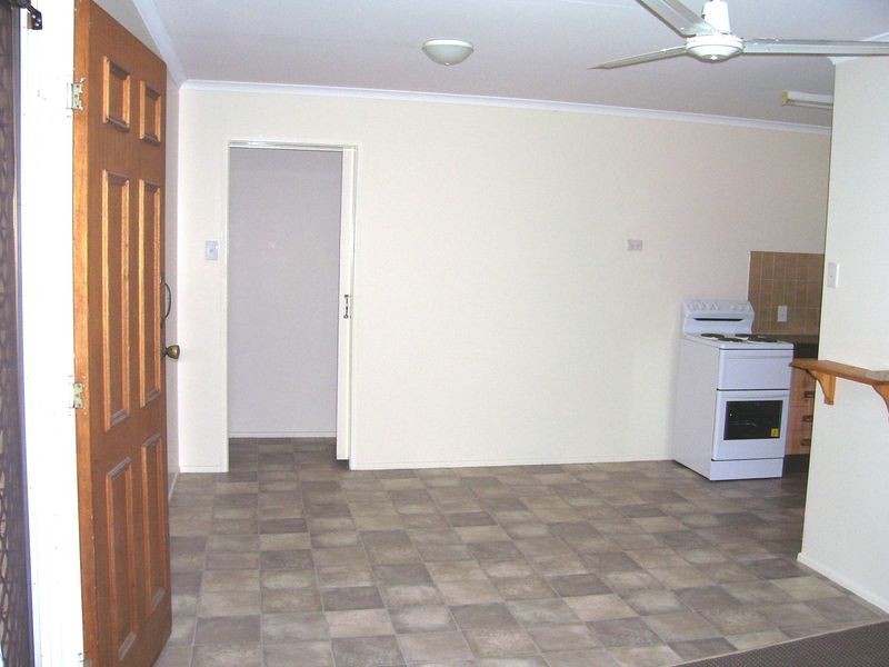 24 Aquarius Street, Clinton QLD 4680