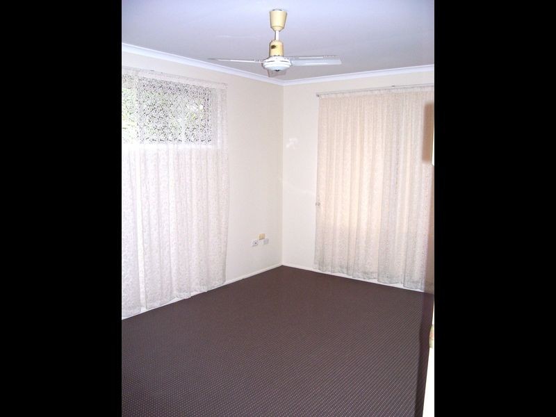 24 Aquarius Street, Clinton QLD 4680