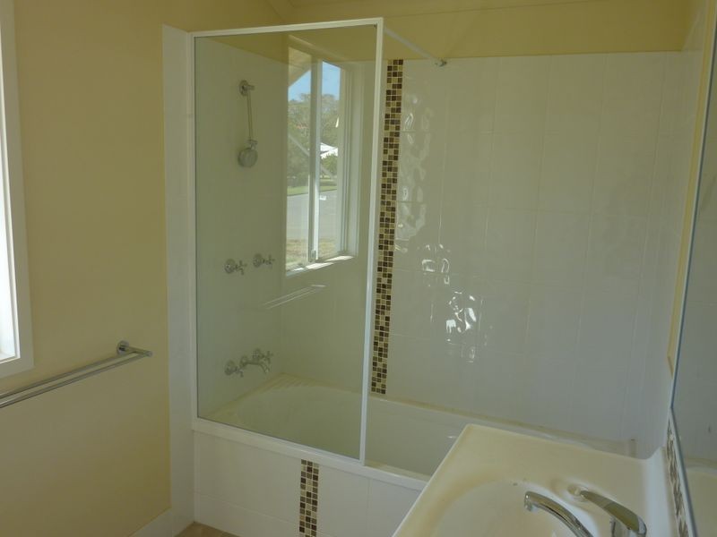 16 Fowler Street, Gladstone QLD 4680