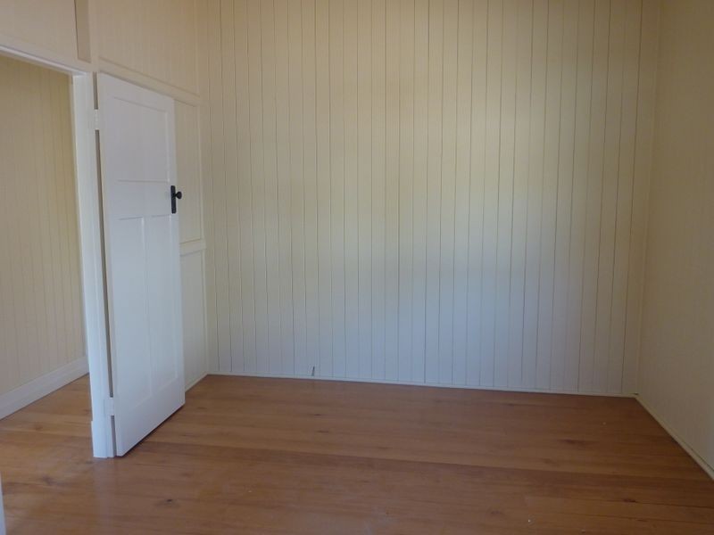 16 Fowler Street, Gladstone QLD 4680