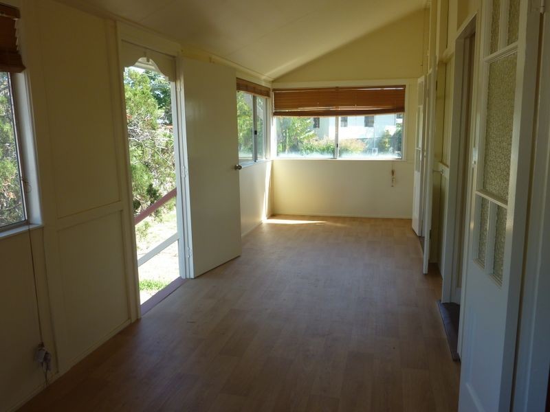 16 Fowler Street, Gladstone QLD 4680