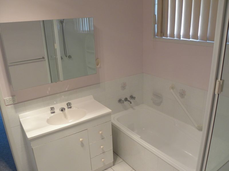 71 J Hickey Avenue, Gladstone QLD 4680