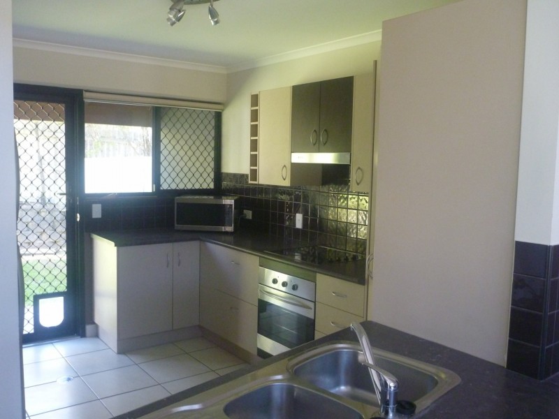 Unit 3/34 Marten Street, South Gladstone QLD 4680