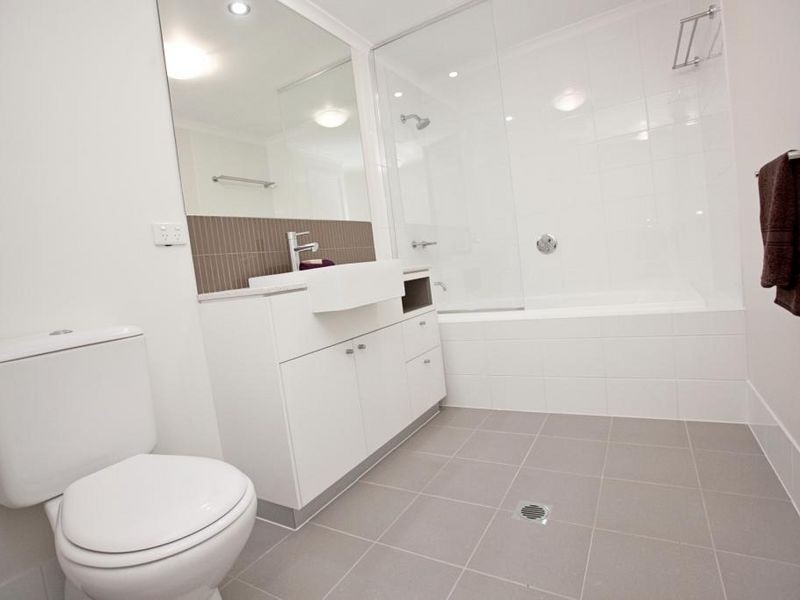 140/80 Glenlyon Road, Barney Point QLD 4680