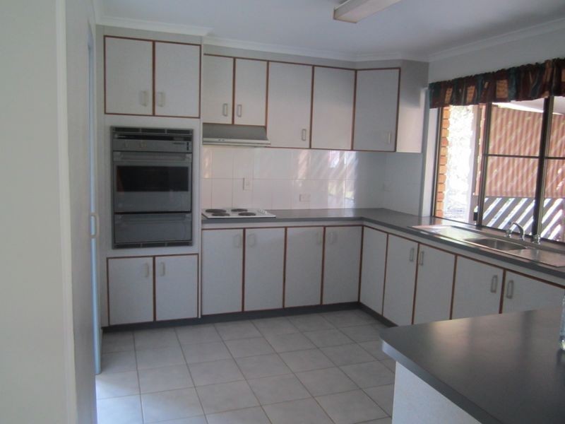 32 Camille Street, Clinton QLD 4680