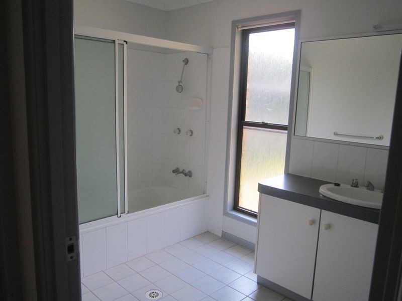 32 Camille Street, Clinton QLD 4680